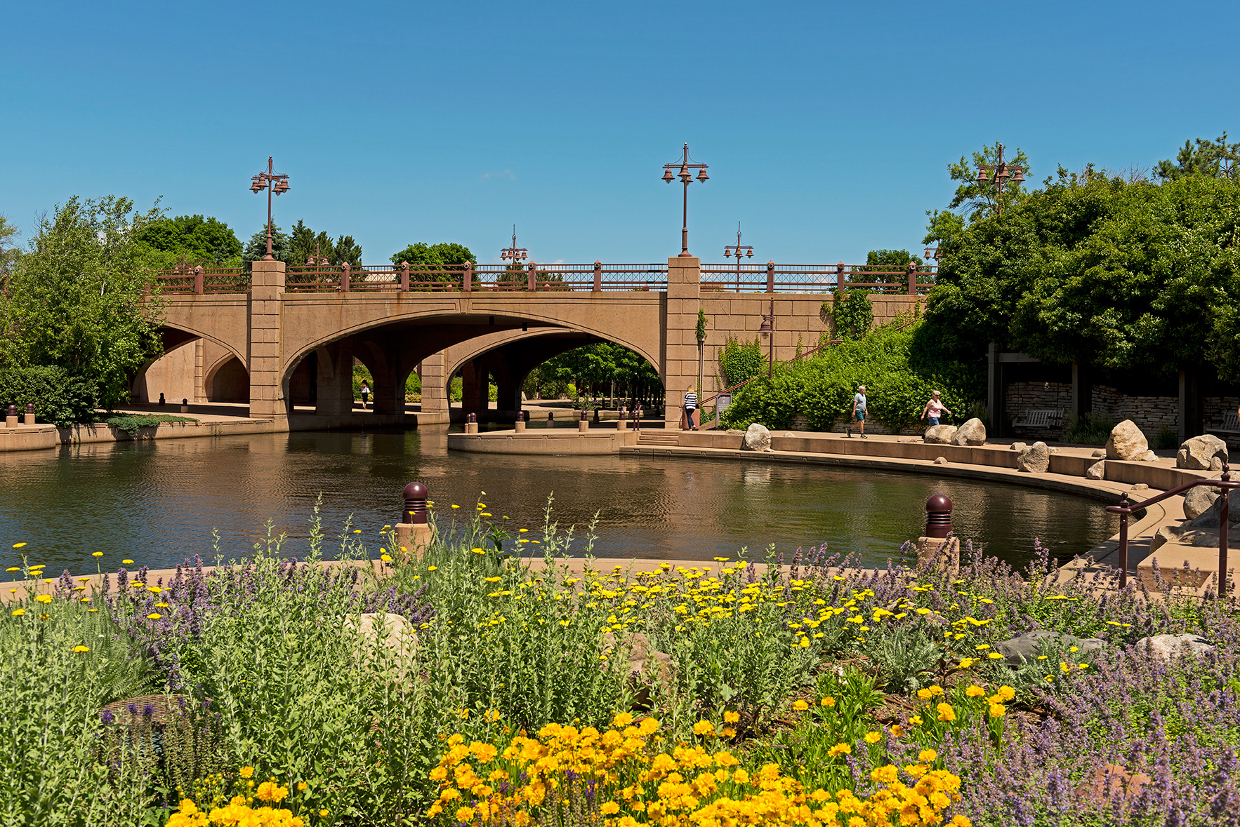 Centennial Lakes Office Park | Centennial Lakes Park 